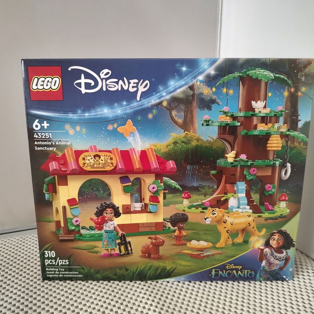 Lego 43251 Antonio's Animal Sanctuary Disney Encanto Building Toy Set NWT - Picture 1 of 3